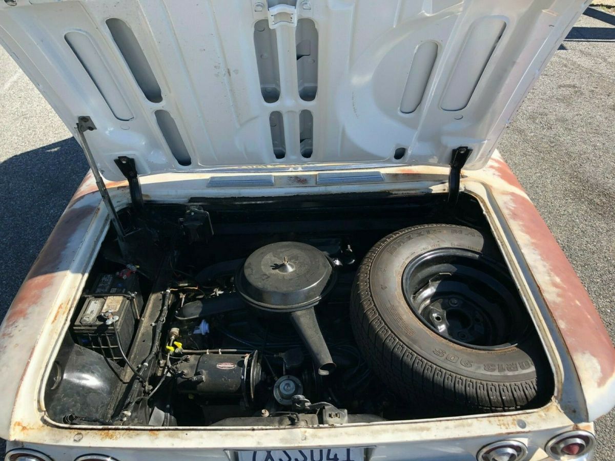 1964 White Chevrolet Corvair