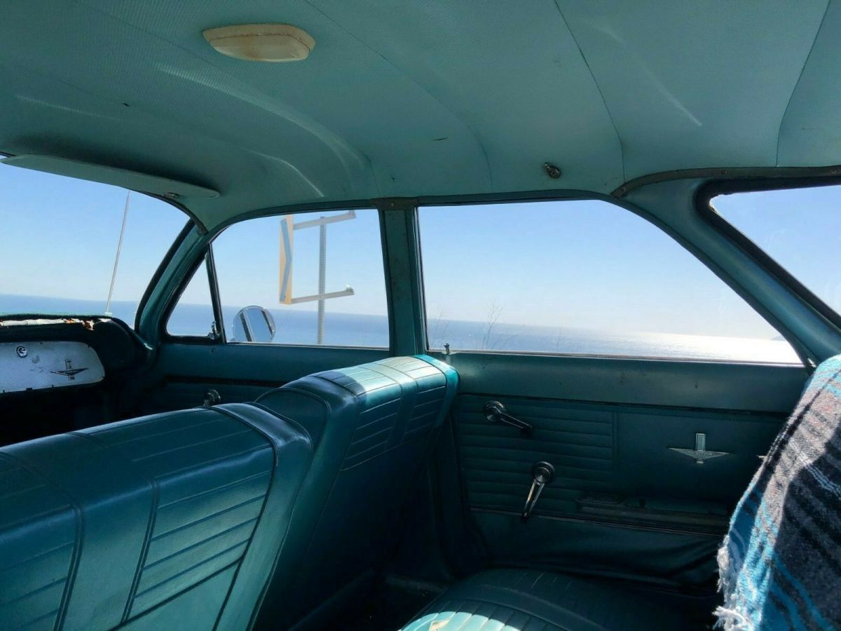 1964 White Chevrolet Corvair