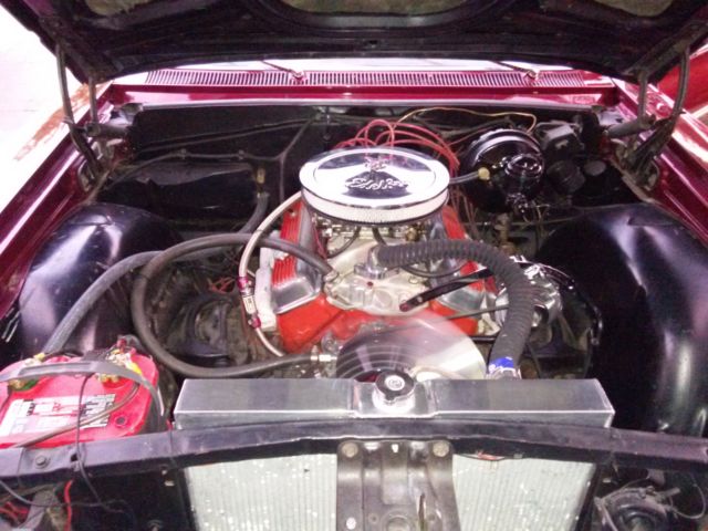 1964 White Chevrolet Impala Sedan