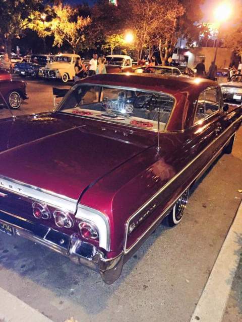 1964 White Chevrolet Impala Sedan