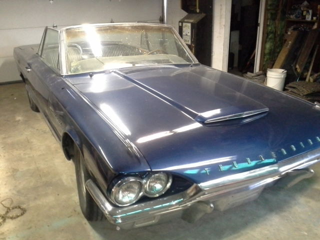 1964 Ford Thunderbird