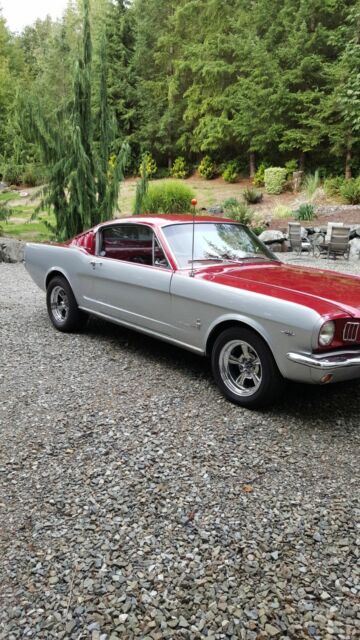 1965 Silver@burgandy Ford Mustang Fastback