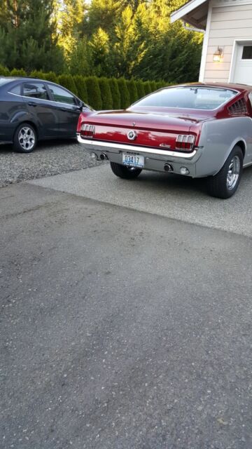 1965 Silver@burgandy Ford Mustang Fastback