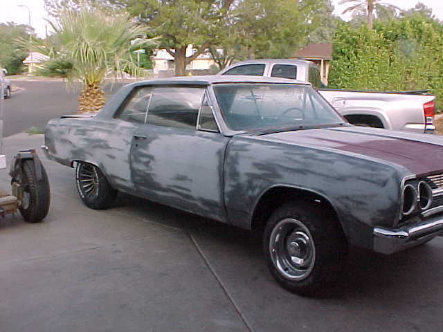 1965 White Chevrolet Chevelle Coupe