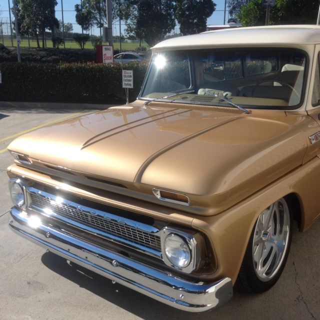 1965 Gold Chevrolet Suburban