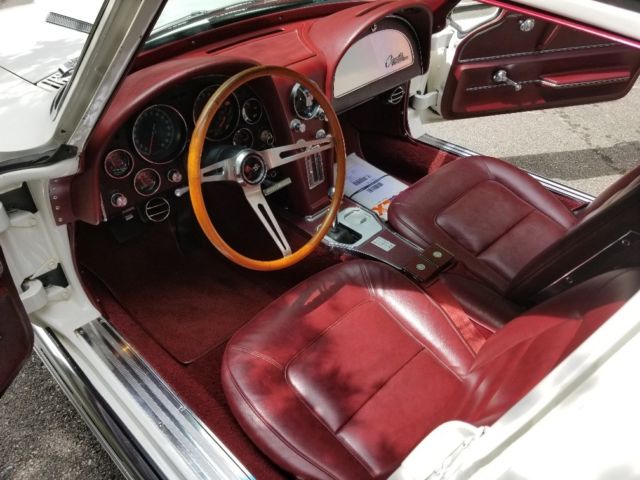 1965 WHITE Chevrolet Corvette Coupe