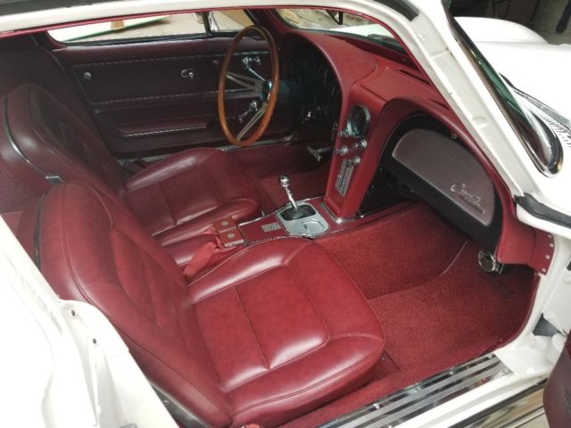 1965 WHITE Chevrolet Corvette Coupe