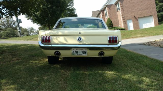 1965 Springtime yellow Ford Mustang Coupe