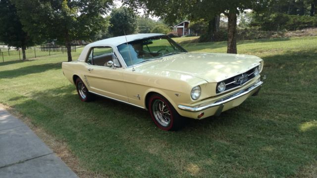 1965 Springtime yellow Ford Mustang Coupe