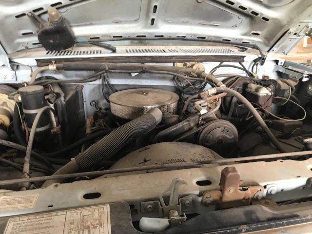 1986 Blue Ford F-250 Regular Cab