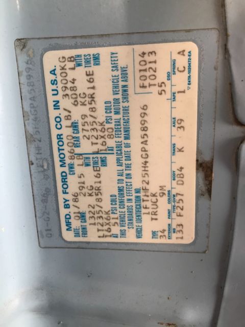 1986 Blue Ford F-250 Regular Cab