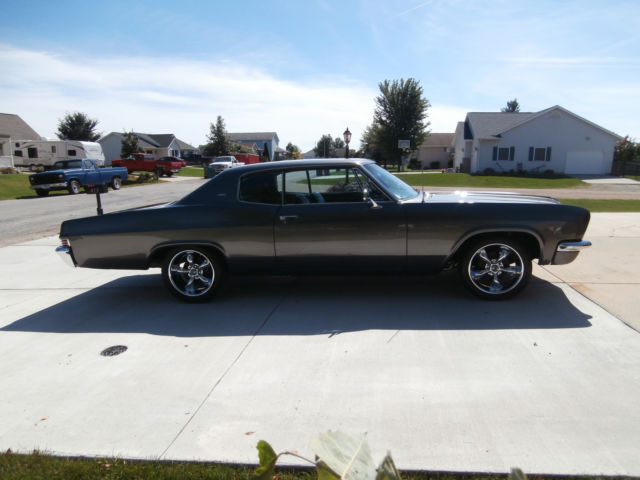 1966 Gray Chevrolet Capriceold Coupe
