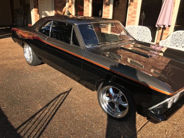 1966 Two Tones Chevrolet Chevelle Coupe