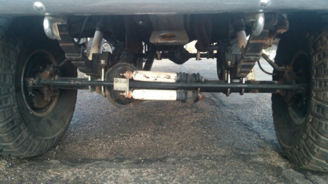 1966 White Chevrolet Suburban SUV