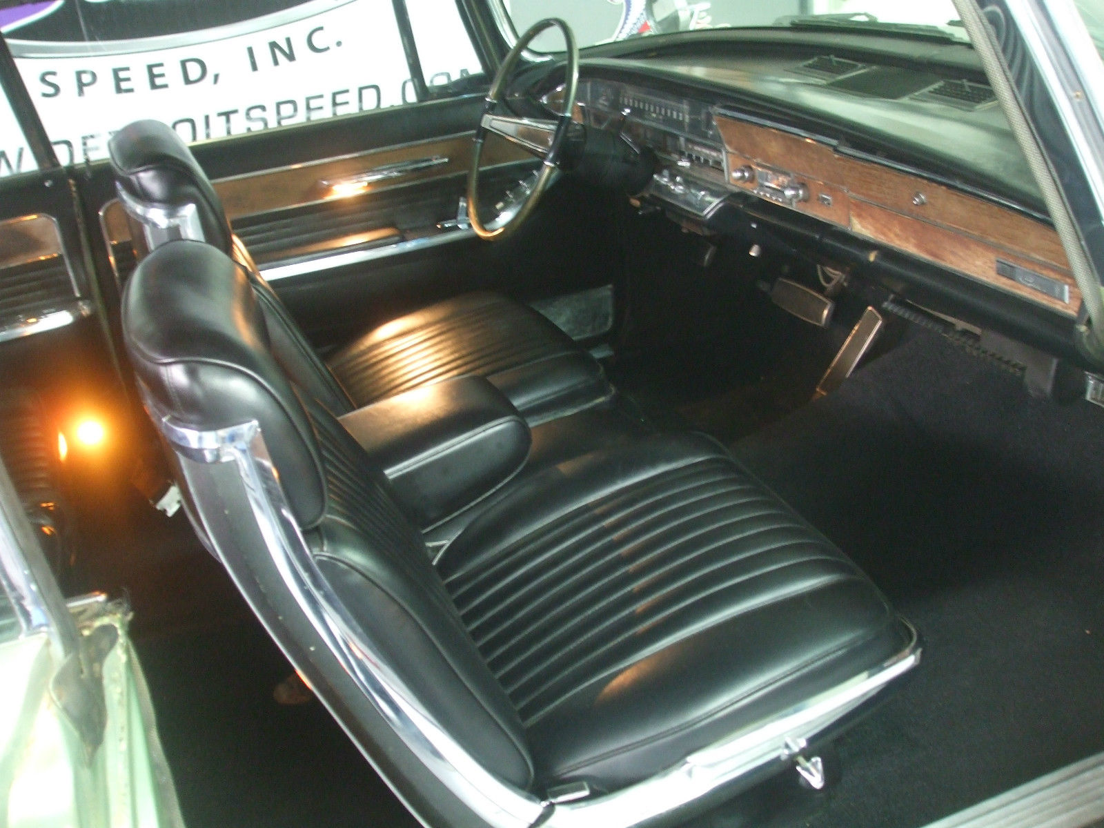 1966 SILVER GREEN Chrysler Imperial Convertible