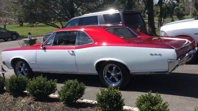 1966 Pontiac GTO Hardtop