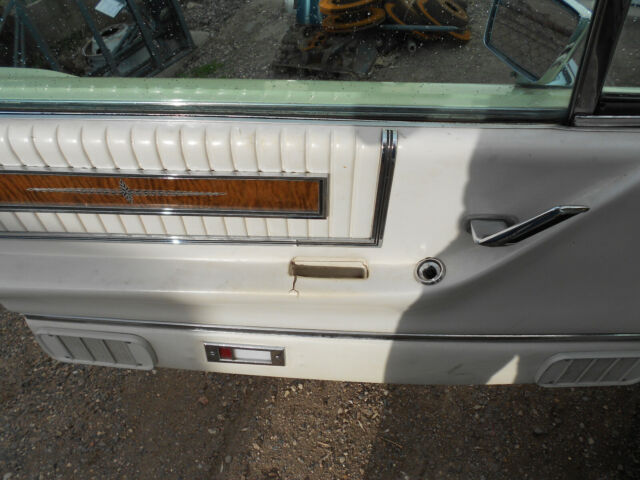 1966 honeydew yellow Ford Thunderbird Coupe