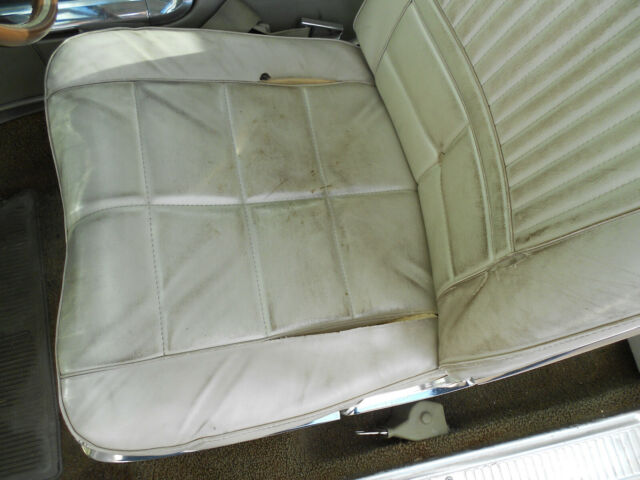 1966 honeydew yellow Ford Thunderbird Coupe