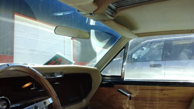 1966 White Ford Thunderbird Coupe