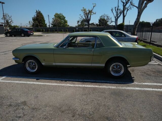 1966 Ford Mustang Coupe