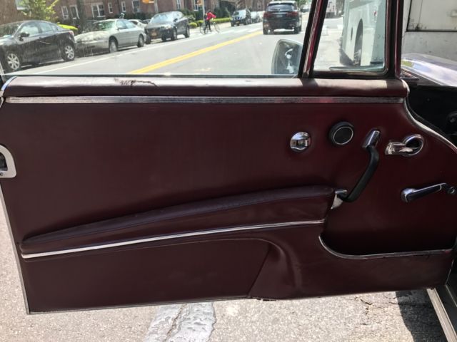 1967 Black Mercedes-Benz 200-Series Coupe