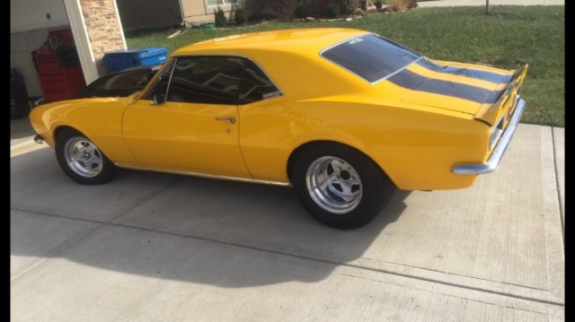 1967 Yellow Chevrolet Camaro Coupe
