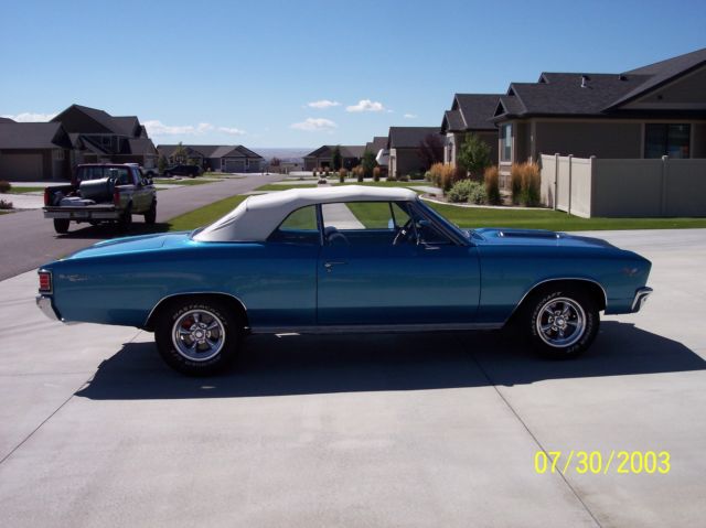 1967 White Chevrolet Chevelle Convertible