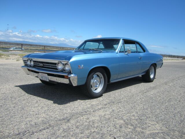 1967 marina blue Chevrolet Chevelle hard top