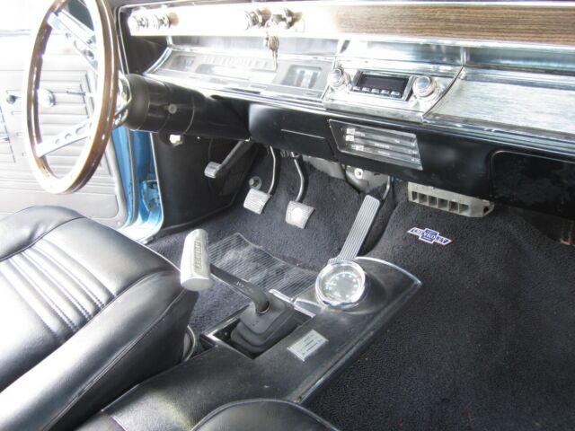 1967 marina blue Chevrolet Chevelle hard top