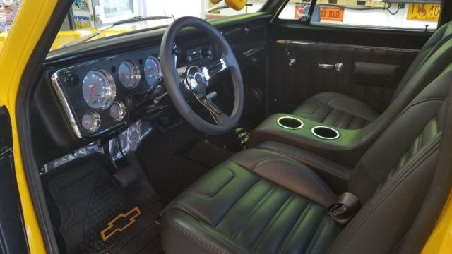 1967 Yellow Chevrolet C-10 Standard Cab Pickup