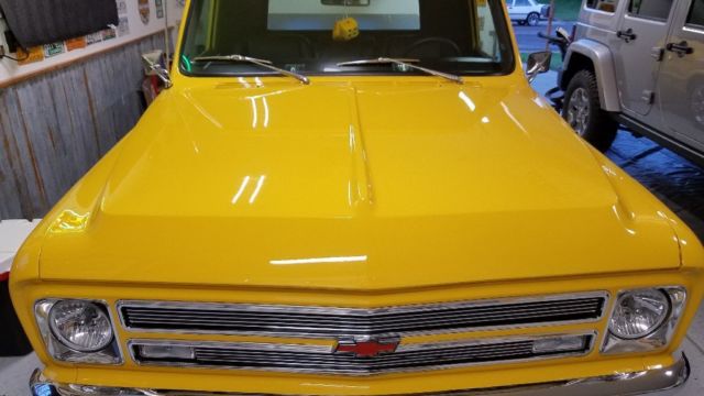 1967 Yellow Chevrolet C-10 Standard Cab Pickup