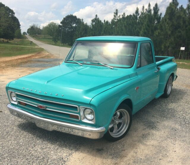 1967 Green Chevrolet C-10 SWB Stepside