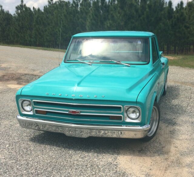 1967 Green Chevrolet C-10 SWB Stepside