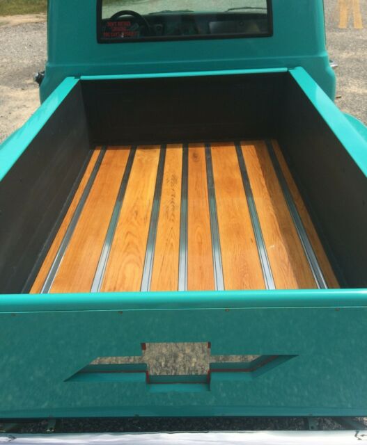 1967 Green Chevrolet C-10 SWB Stepside