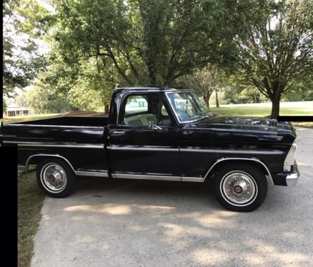 1967 black Ford F-100