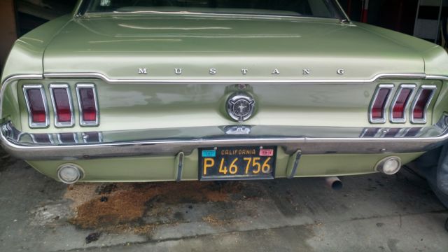 1967 Pearl Ford Mustang Coupe