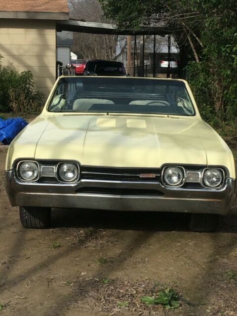 1967 Yellow Oldsmobile 442 Convertible