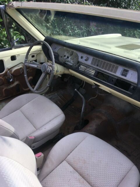 1967 Yellow Oldsmobile 442 Convertible