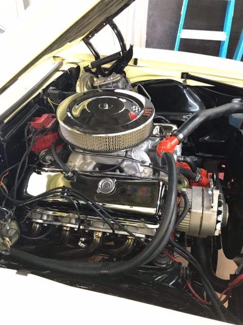 1968 Butternut yellow Chevrolet Camaro Coupe