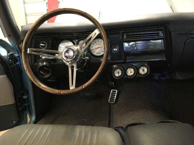 1968 Silver / greenish Chevrolet SS Station wagon clear