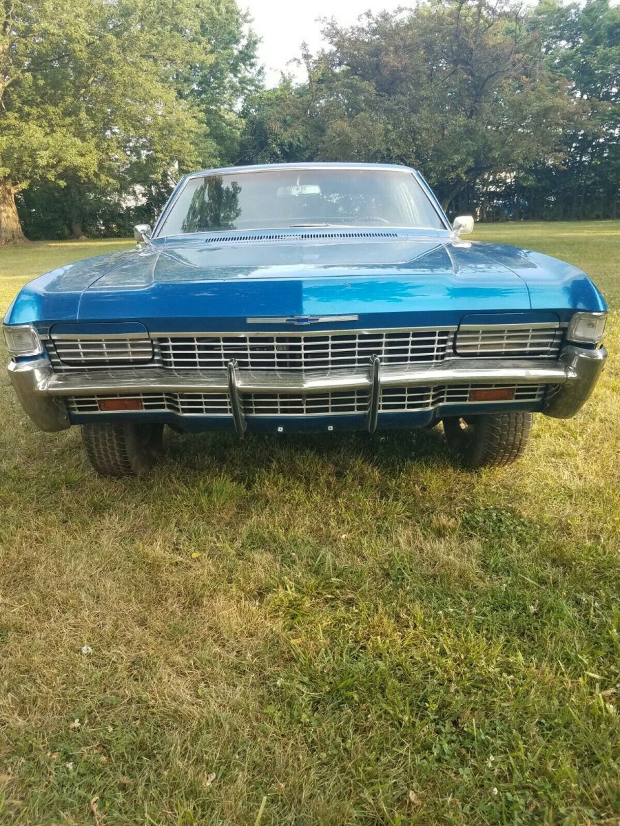 1968 Blue Chevrolet Caprice Coupe