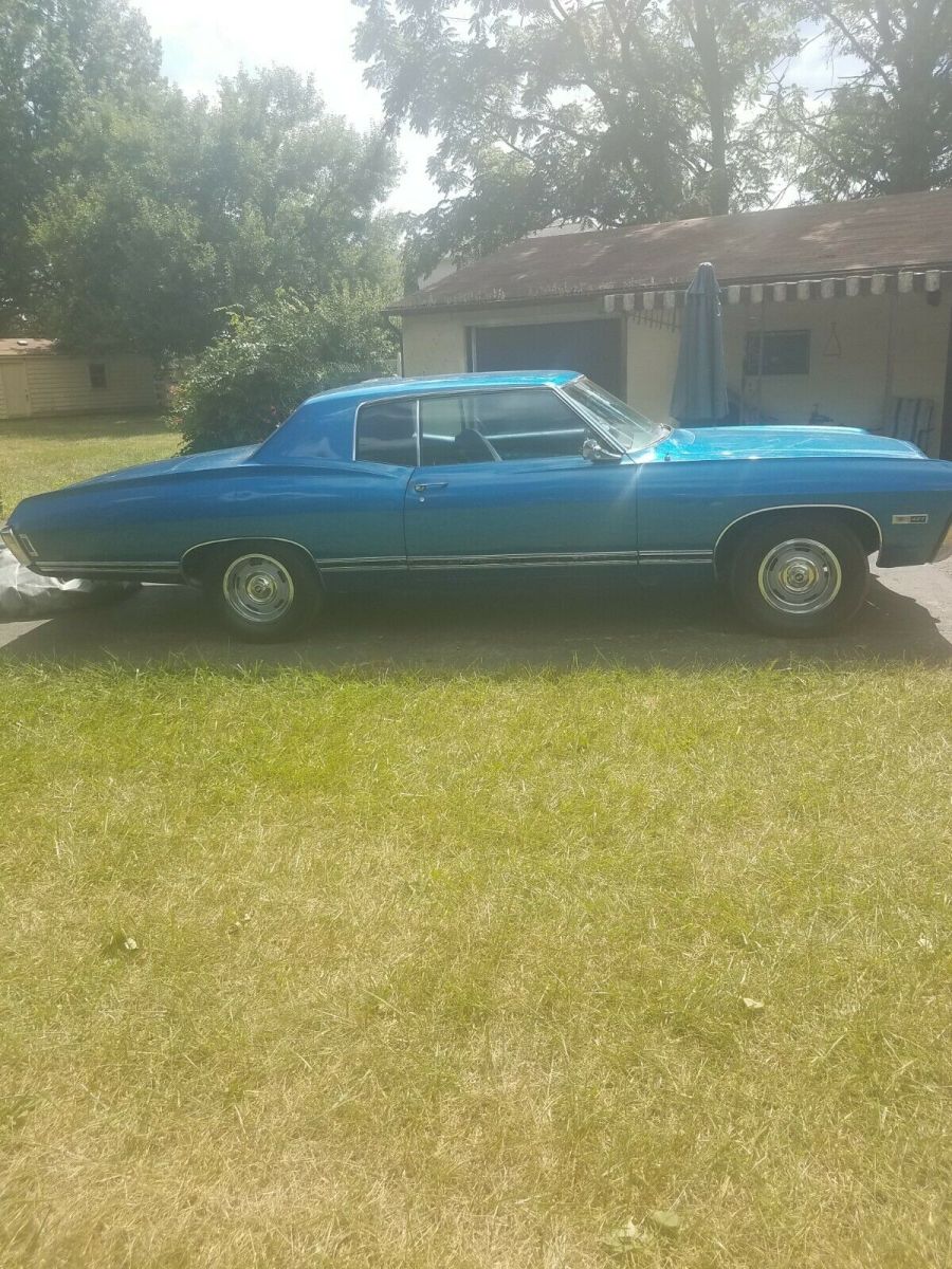 1968 Blue Chevrolet Caprice Coupe