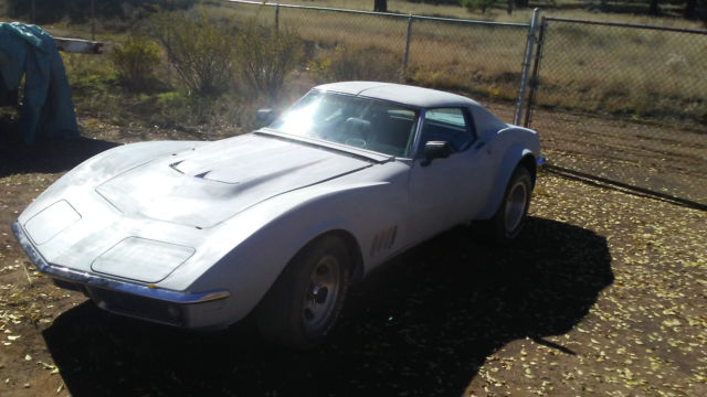1968 Gray Chevrolet Corvette Coupe