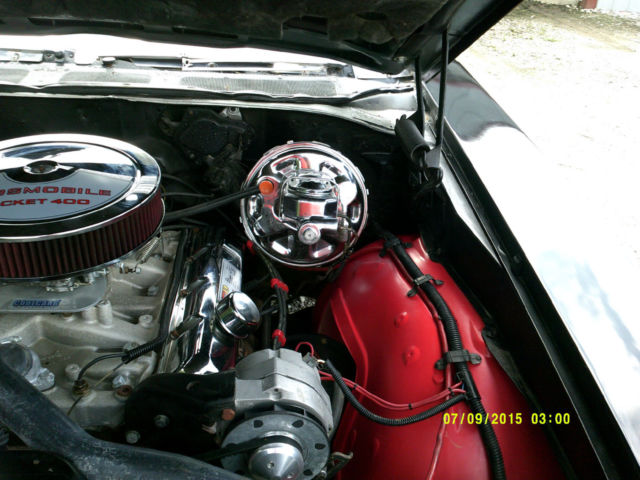 19680000 Silver/black Oldsmobile Cutlass Coupe