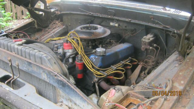 1968 primer Ford F-100 short bed