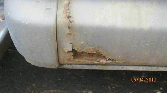 1968 primer Ford F-100 short bed