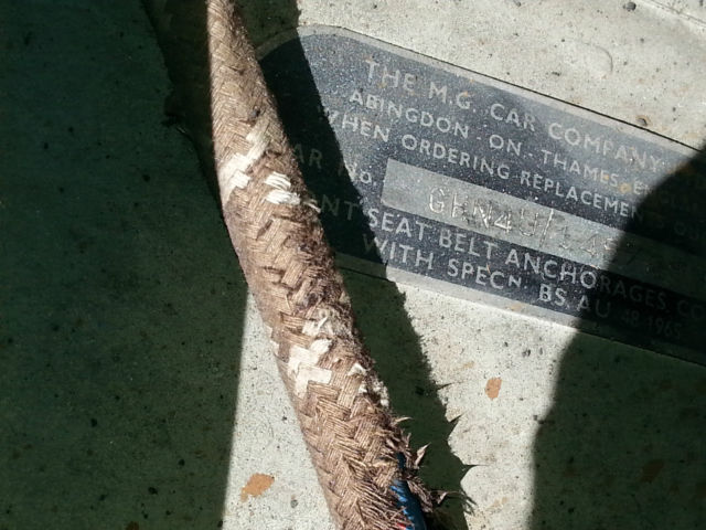 1968 blue MG MGB Convertible