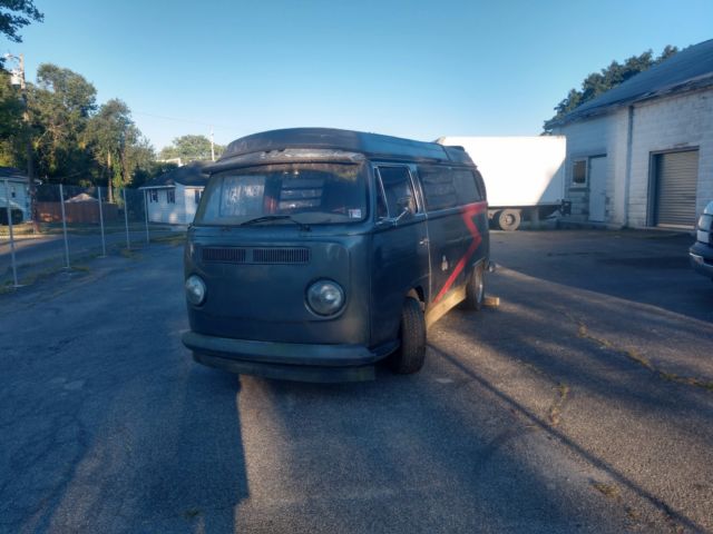 1968 Volkswagen Bus/Vanagon