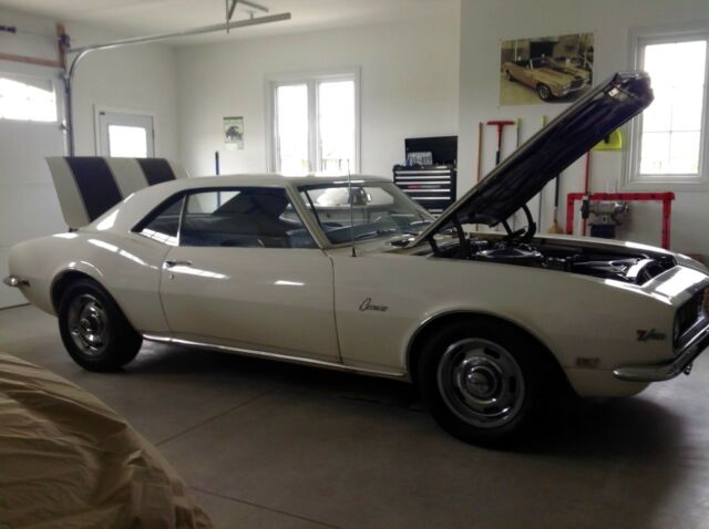 1968 White Chevrolet Camaro Coupe