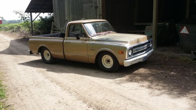 1969 Chevrolet C-10 Pickup
